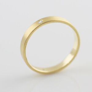 yellow gold band with diamond made in portland