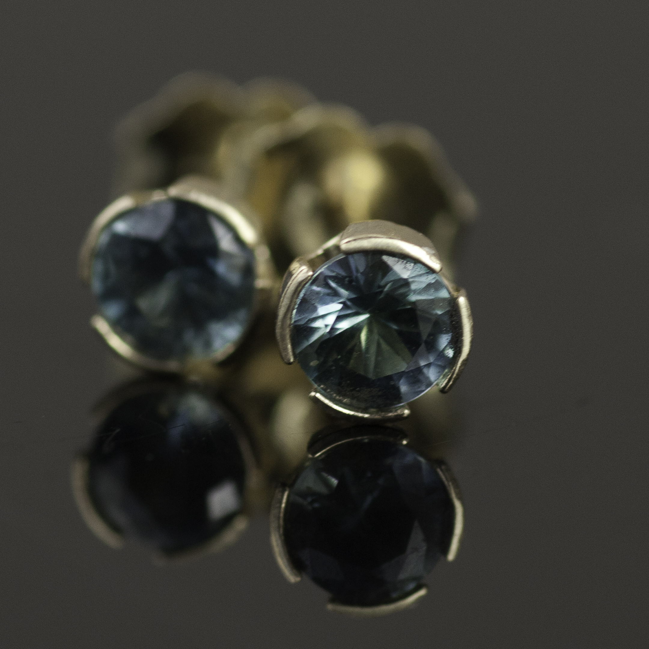 Brilliant Cut Blue Montana Sapphire and Rose Gold Stud Earrings - EC Design  Jewelry